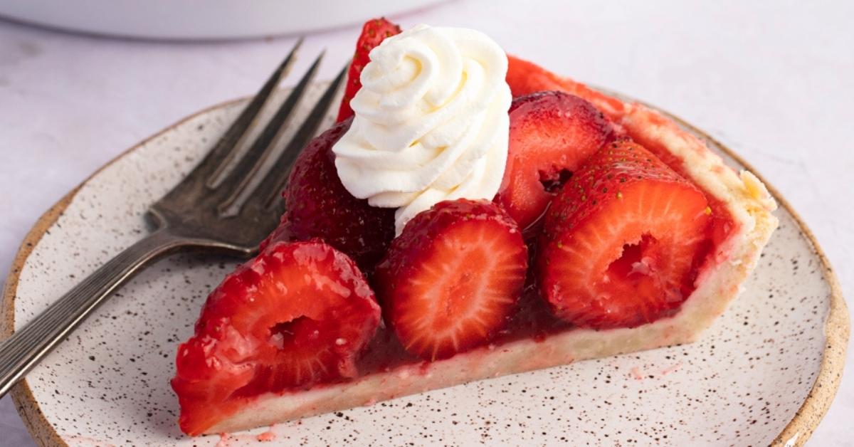 Shoney's Strawberry Pie Recipe (Easy Copycat)
